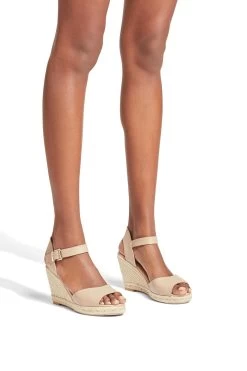 KG Kurt Geiger Brown Sandals