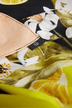 Ted Baker Abbieee Black Botanical Printed Beach Sarong -Fashion Women 900115s5