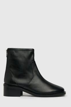 Schuh Black The Edit Peony Leather Shoes