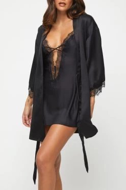Ann Summers Cherryann Satin Black Robe -Fashion Women C23132s3