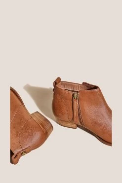 White Stuff Willow Natural Leather Ankle Boots -Fashion Women D59327s3