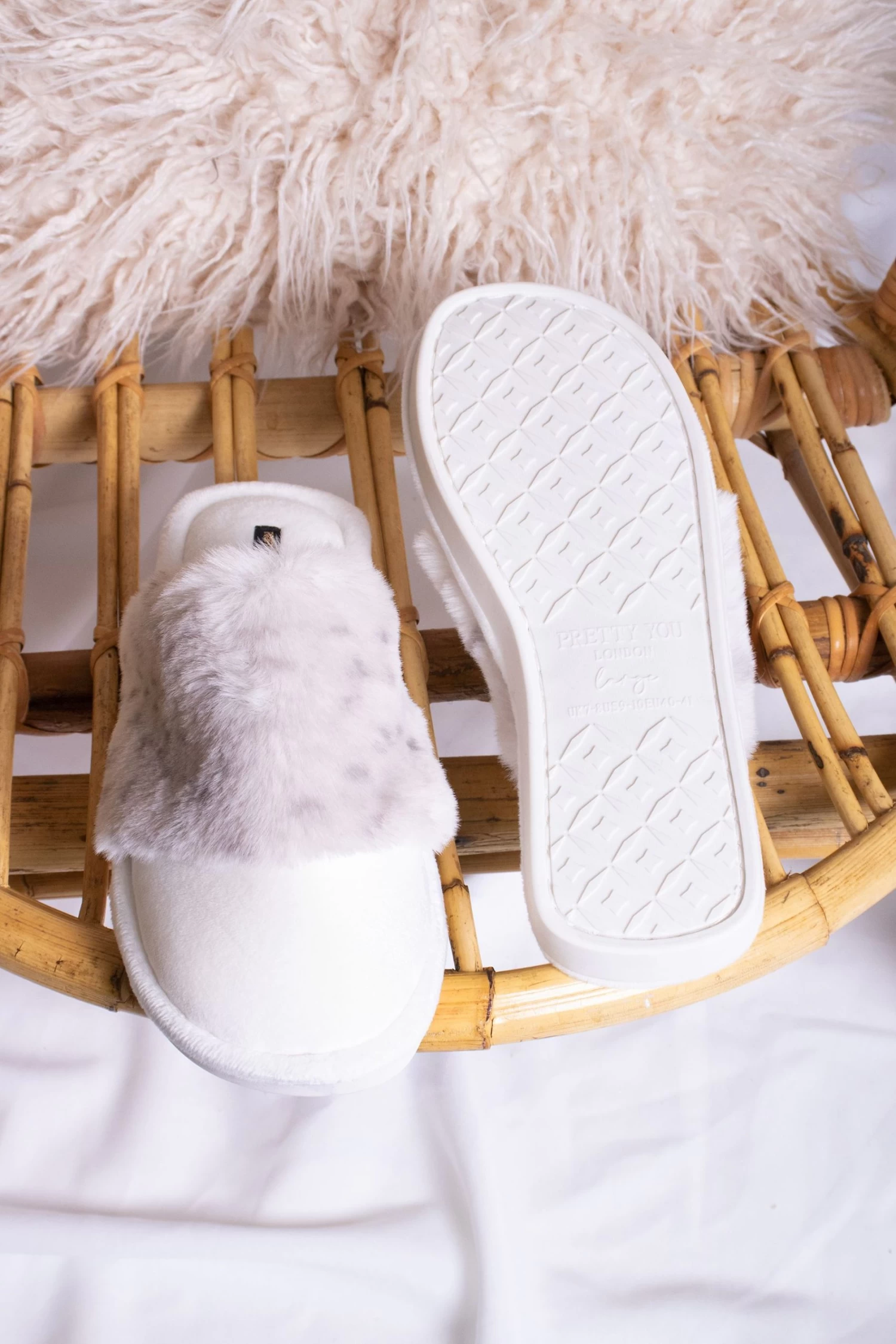 Pretty You London Faux Fur Cuff Slip On Mule Slipper Danni 5 Pretty You London Faux Fur Cuff Slip On Mule Slipper Danni - Image 3