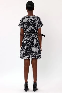 Religion Faux Wrap Dress With Elasticated Waist In Print -Fashion Women K48569s3