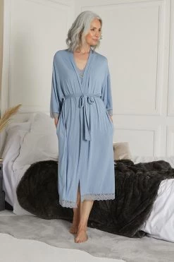 Pretty You London Bamboo Lace Robe