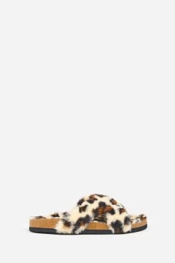 Brakeburn Fluffy Leopard Slipper