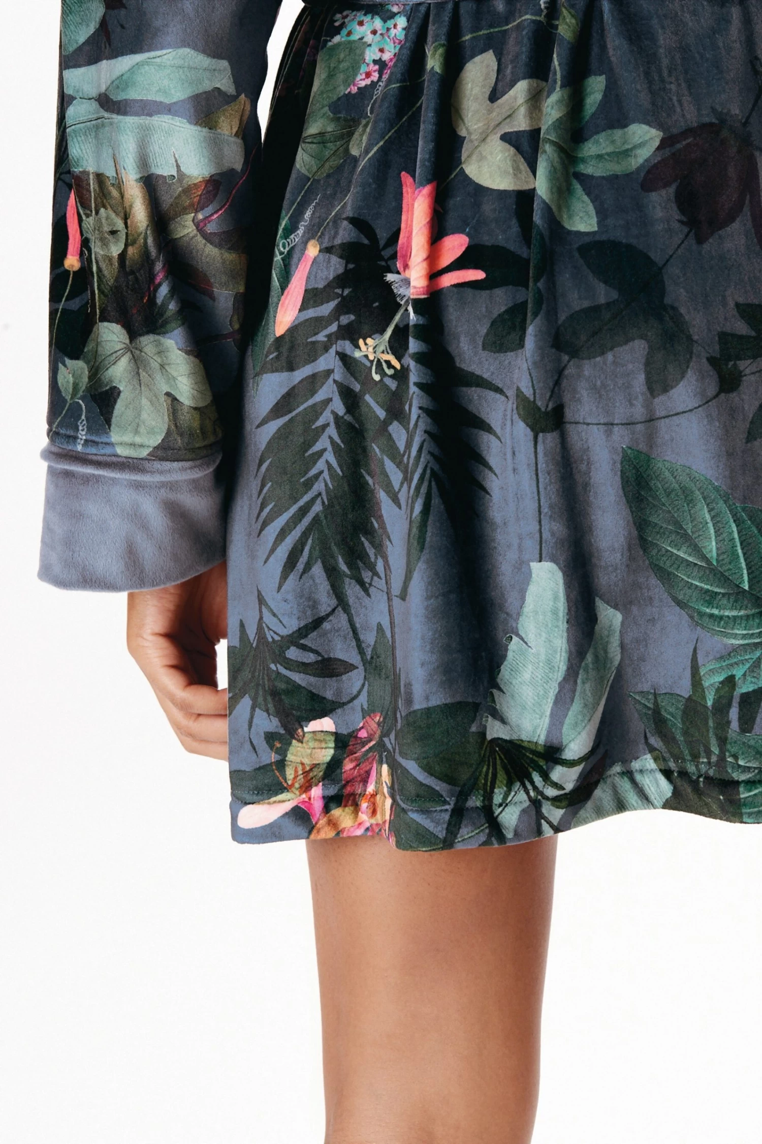 B By Ted Baker Cosy Dressing Gown 5 B By Ted Baker Cosy Dressing Gown - Image 3