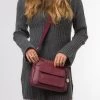 Pure Luxuries London Tindall Leather Shoulder Bag
