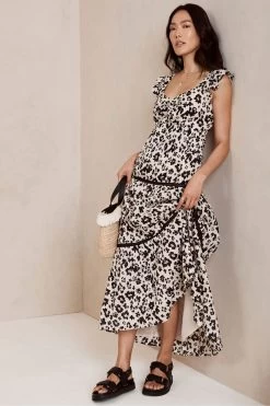 Mint Velvet Nola Print Maxi Dress -Fashion Women N45637s2