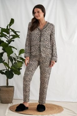 Pretty You London Cheeta Jogger Pyjama