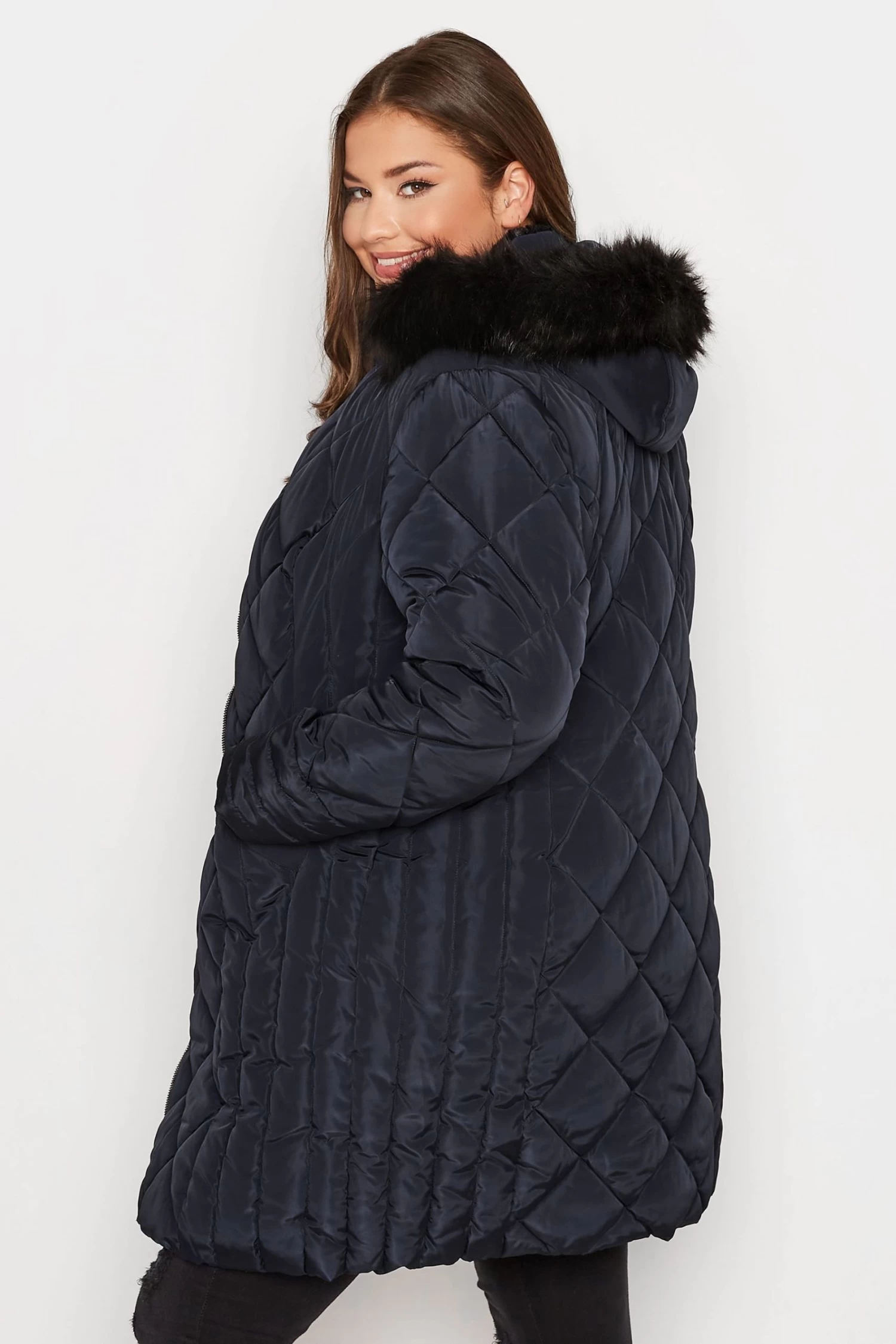Yours Curve Diamond Midi Padded Coat 5 Yours Curve Diamond Midi Padded Coat - Image 3