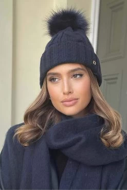 Lipsy Cosy Bobble Hat