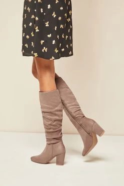 Friends Like These Block Heeled Ruched Long Boots -Fashion Women Q10720s3