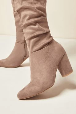 Friends Like These Block Heeled Ruched Long Boots -Fashion Women Q10720s4