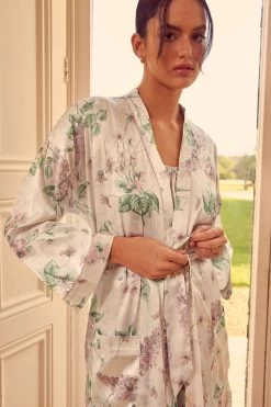 Love & Roses Printed Satin Robe -Fashion Women R90733s4