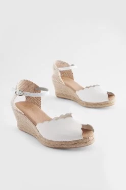 Next Scallop Peep Toe Wedges -Fashion Women T06690s3