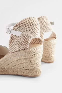 Next Scallop Peep Toe Wedges -Fashion Women T06690s5