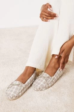 Next Faux Fur Lined Moccasin Slippers -Fashion Women U30671s5